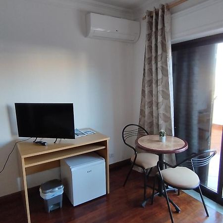 شقة Quarto Com Varanda No Centro Em تافيرا المظهر الخارجي الصورة